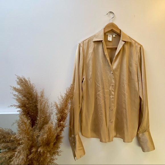 Vintage Gold Silk Button Up - Picture 4 of 4